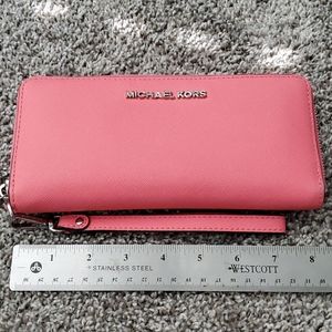 Michael Kors - Continental Wristlet - Pink -